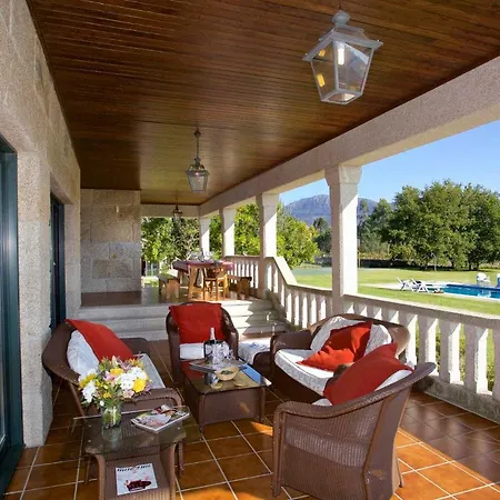 Villa Goian Sleeps 10 Pool