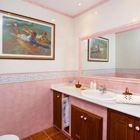 Villa Goian Sleeps 10 Pool *